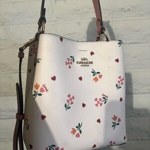 Coach White Floral Shoulder Bag